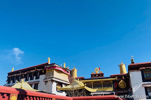 去西藏旅游報(bào)團(tuán)多少錢