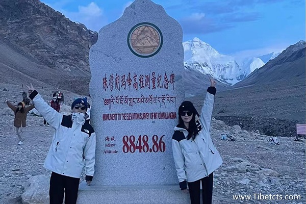 跟團(tuán)去拉薩旅游多少錢(qián)