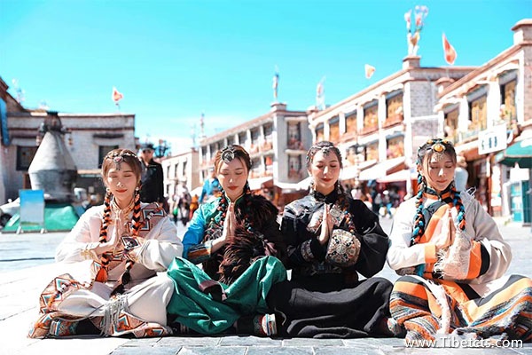 去西藏七天怎么報(bào)團(tuán)
